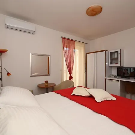 Апартаменты Apartmani Trogir Трогир