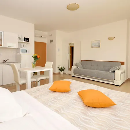 Apartmani Trogir *