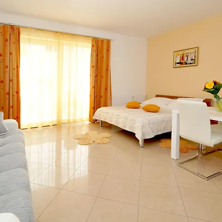 Apartmani Trogir Апартаменты