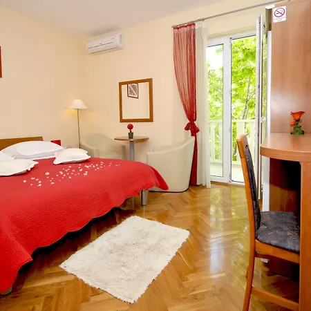 Апартаменты Apartmani Trogir Трогир