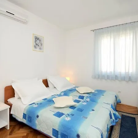 Apartmani Trogir Трогир