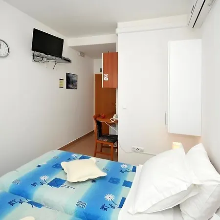 Апартаменты Apartmani Trogir *