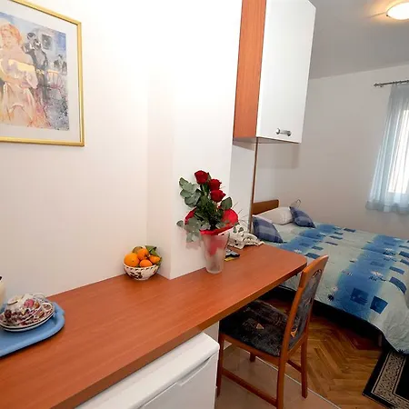 Апартаменты Apartmani Trogir *