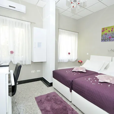 Apartmani Trogir * Trogir