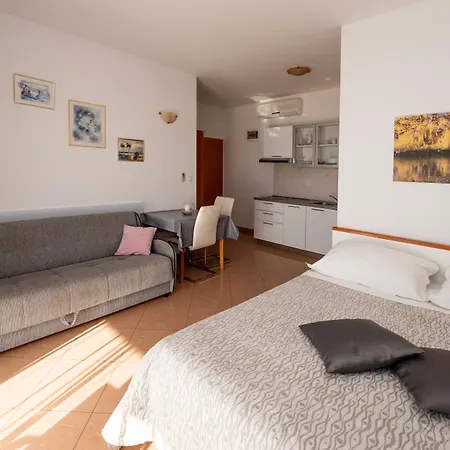 Apartmani Trogir Apartment *