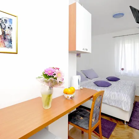شقة Apartmani Trogir *