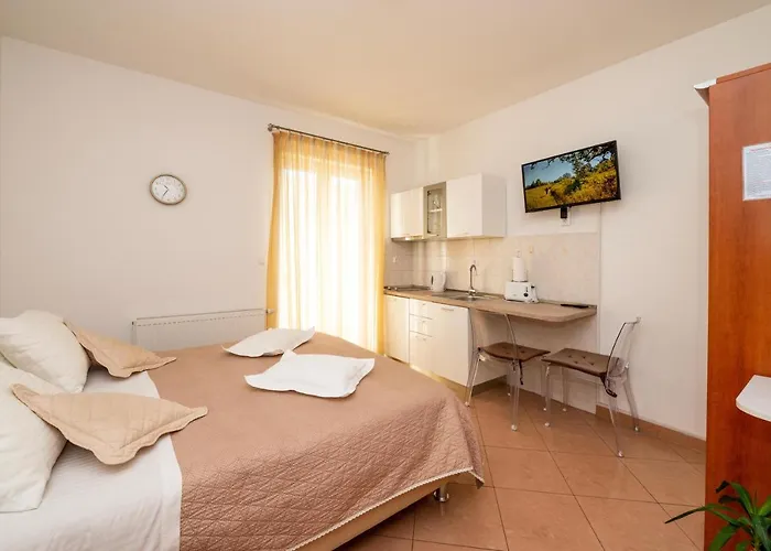 Apartmani Trogir * Трогір