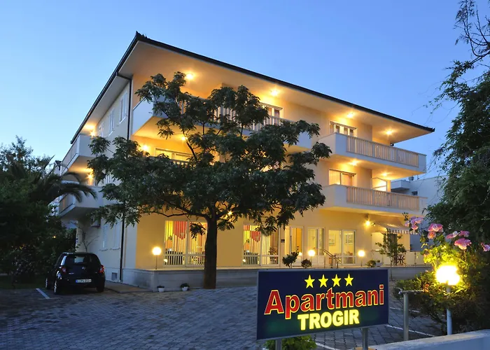 Apartmani Trogir *