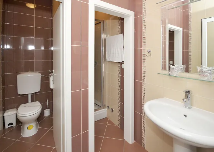 Apartmani Trogir Апартаменти *