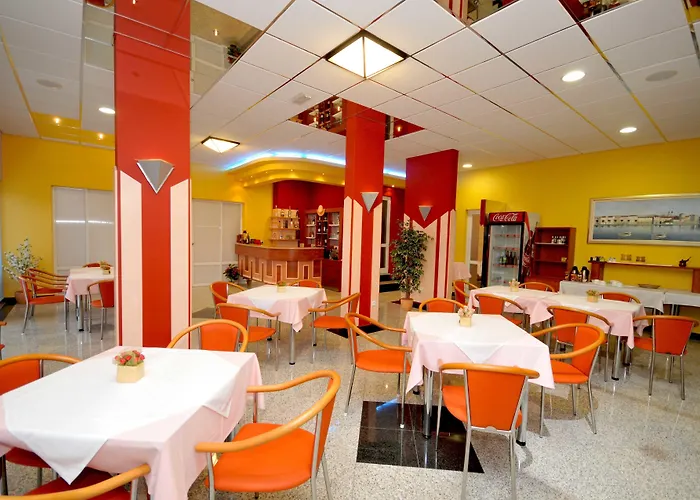 Apartmani Trogir Апартаменти *