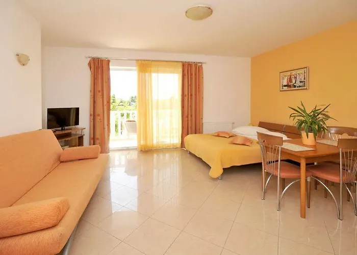 Apartmani Trogir Апартаменти